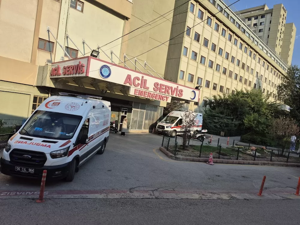 Ankara Gazi Üniversitesi Hastanesi - Photo 8