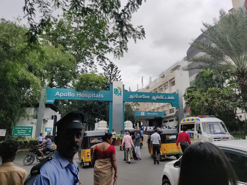 Best Obstetrician-gynecologist - Dr. Senthamil | Apollo Hospitals | Chennai - Photo 7