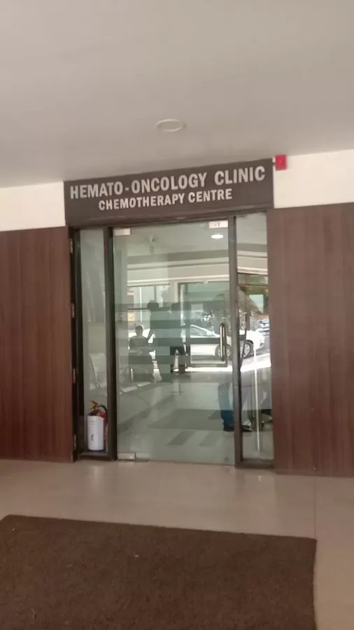 HOC Vedanta - Cancer Centre in Navrangpura - Photo 6
