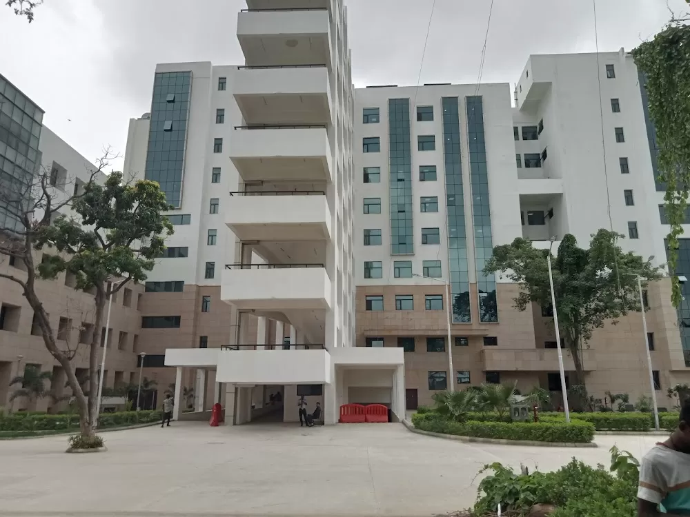 Kalawati Saran Children's Hospital - Photo 4