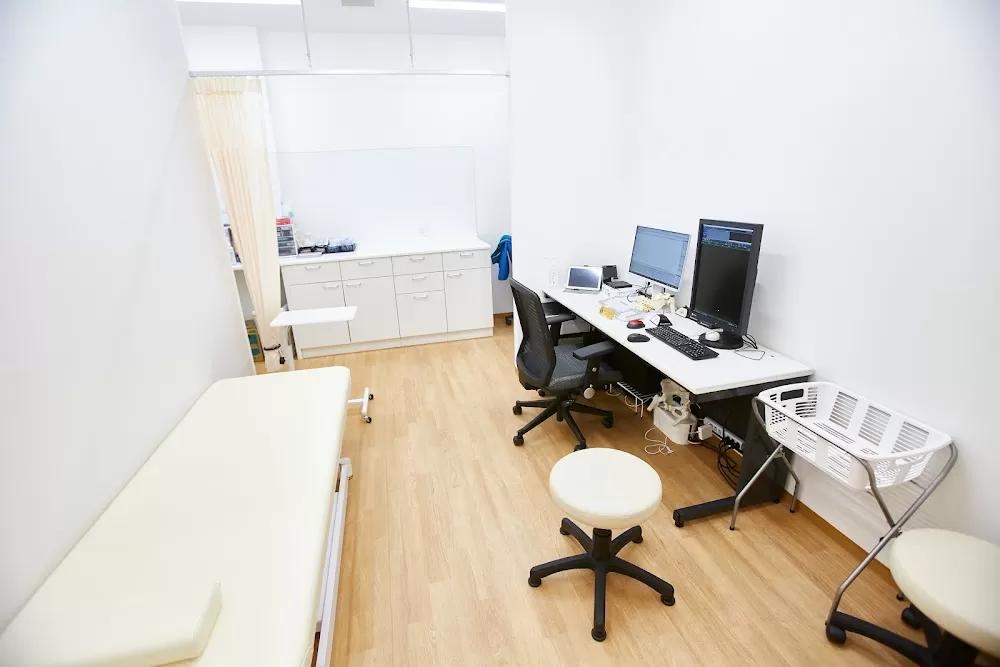 Awa Orthopedic Surgeon Clinic - Photo 3