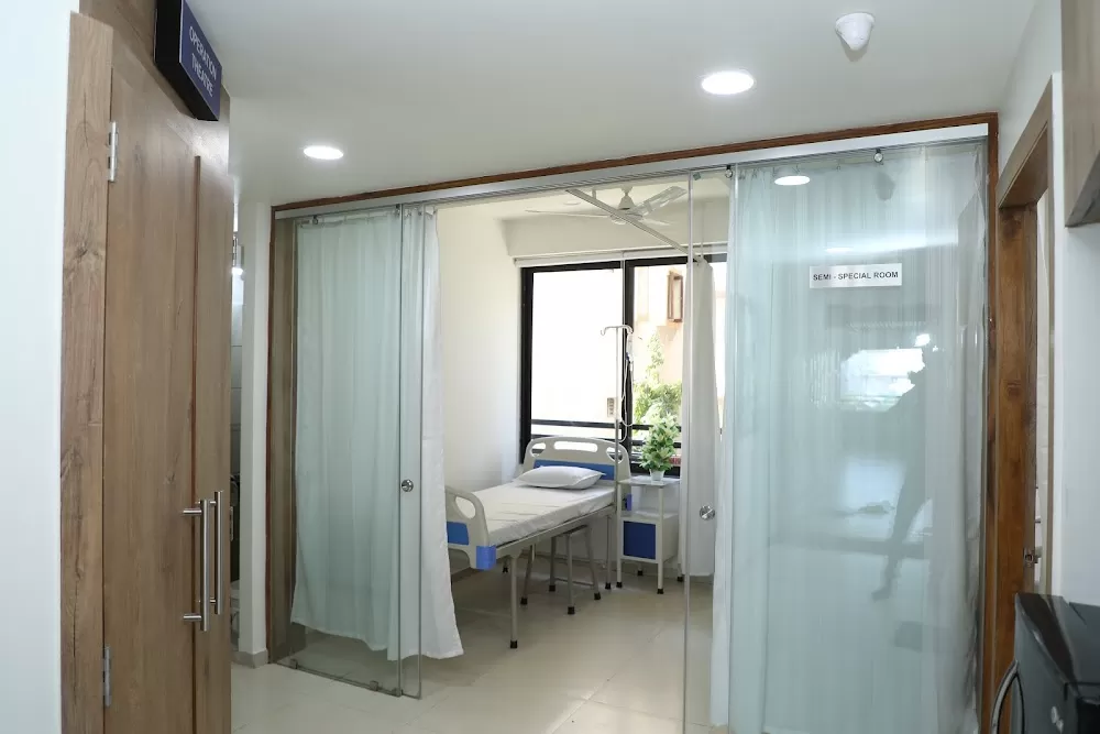 Ansh Women & Kids Hospital in Paldi - Dr. Amol Patel | Dr. Shuchi Patel - Photo 6