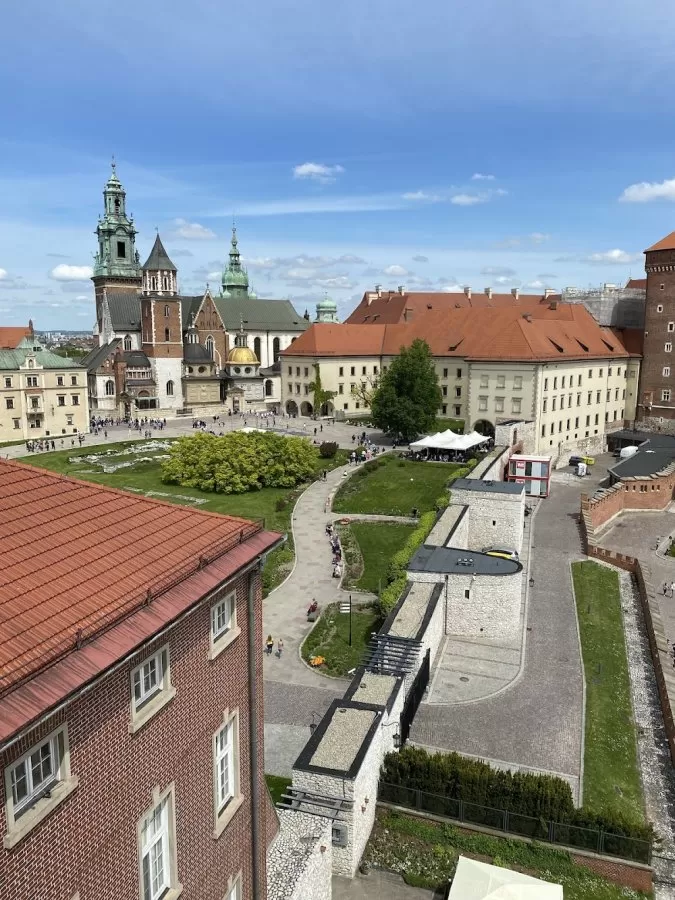 Szpital i Przychodnia CenterMed - Photo 3