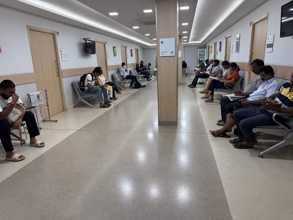 Apollo Medical Centre | Best Hospital in Chennai - Photo 2