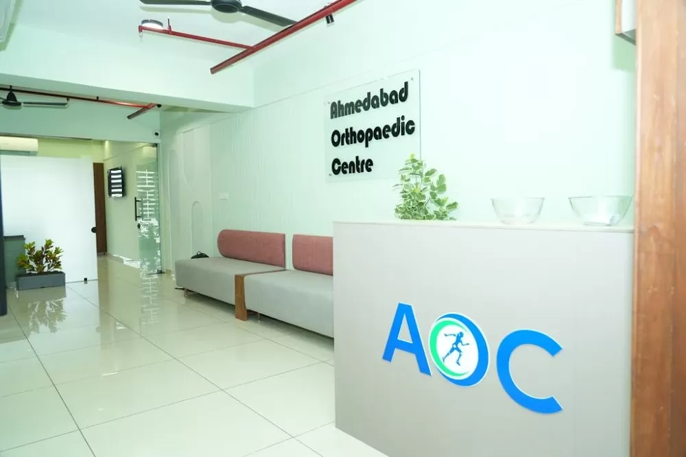 AHMEDABAD ORTHOPAEDIC CENTRE - Photo 3
