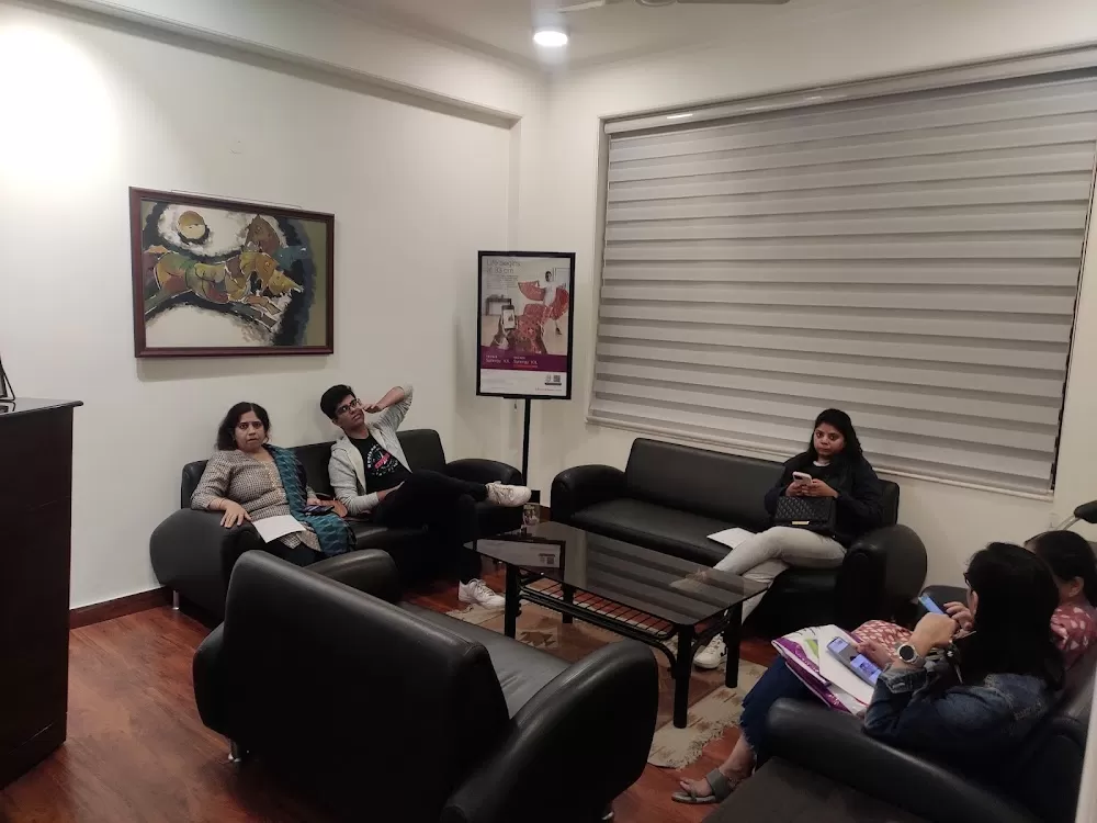 Singh Eye Care | Dr. Kunal Singh | Ophthalmologist | Sector 51, Noida - Photo 6