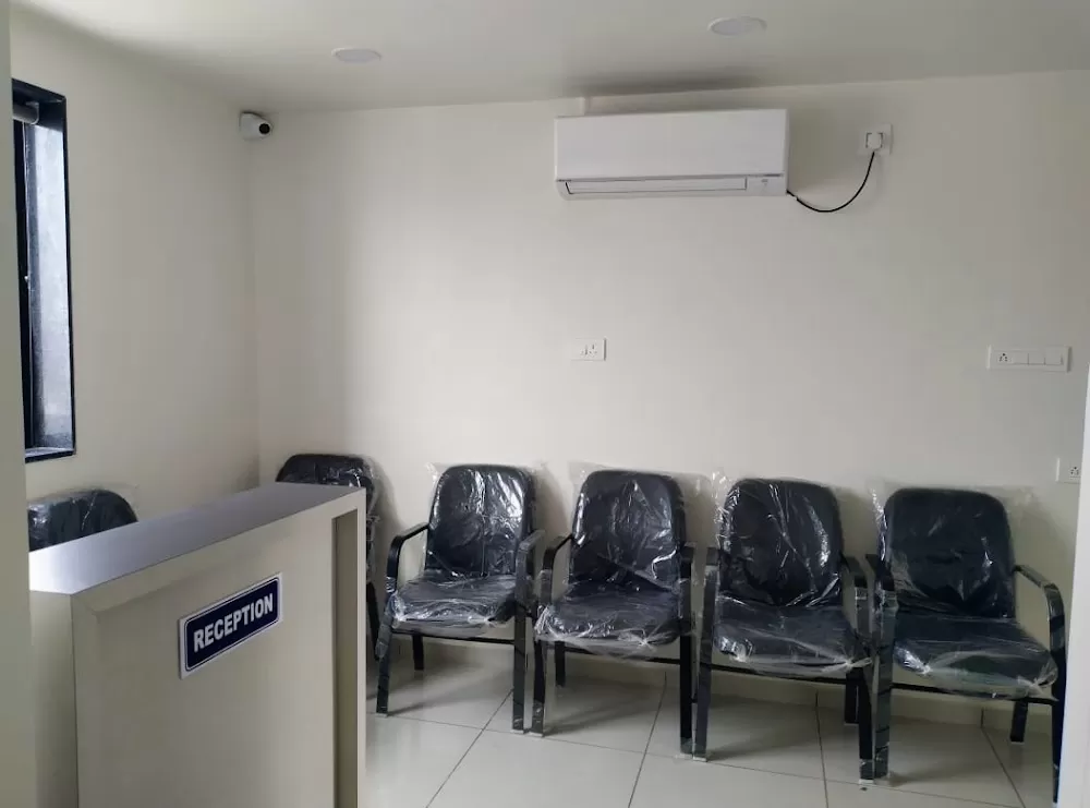 Dr Kedar Suthar - Nephrologist / Kidney Specialist Doctor / Kidney Stone Specialist Doctor in Vadodara - Photo 7