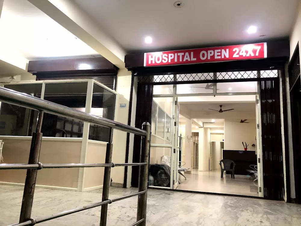 Sheetla Multispeciality Hospital - Photo 2