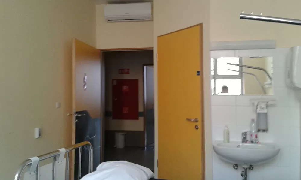 Semmelweis University Department of Orthopedic Surgery - Photo 4