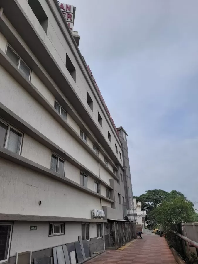 Bhagwan Mahaveer Jain Hospital, Girinagar - Photo 3