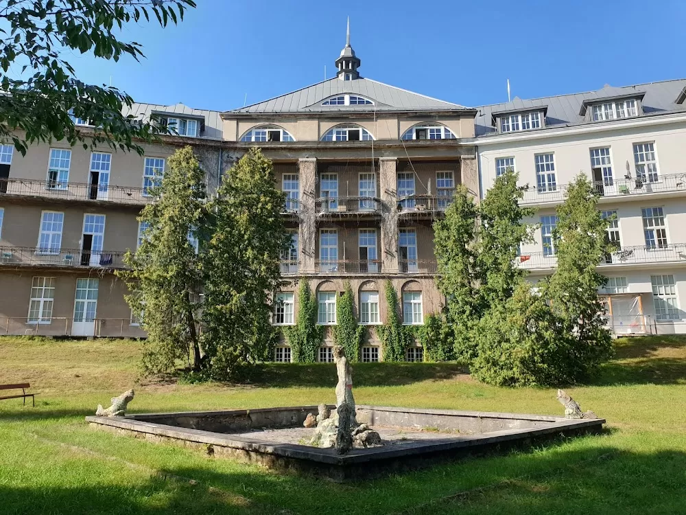 Mazowieckie Centrum Leczenia Chorób Płuc i Gruźlicy - Photo 1