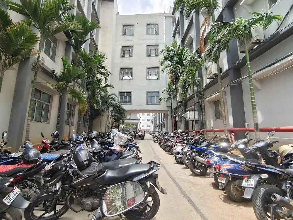 Malla Reddy Narayana Multispeciality Hospital - Photo 8