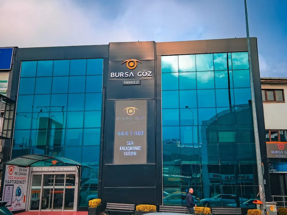 Bursa Eye Center - Photo 2