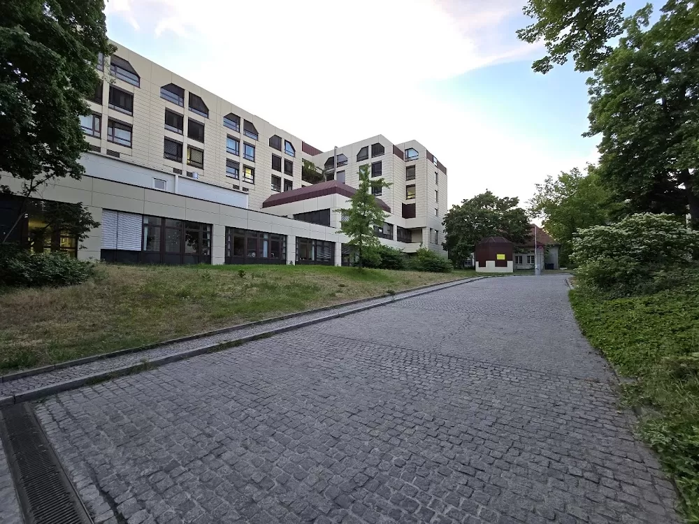 Charité Campus Virchow-Klinikum - Photo 4