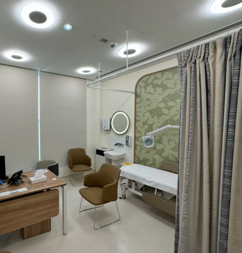 Dermatology and Aesthetic Center | مركز الأمراض الجلدية والتجميل - Photo 7