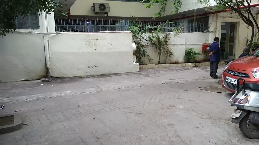 Smt. Bhagwan Devi Hospital - Photo 5