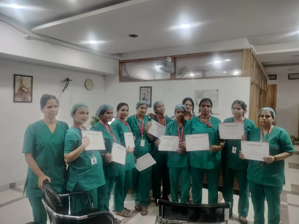 Lal Superspeciality Hospital - Photo 8