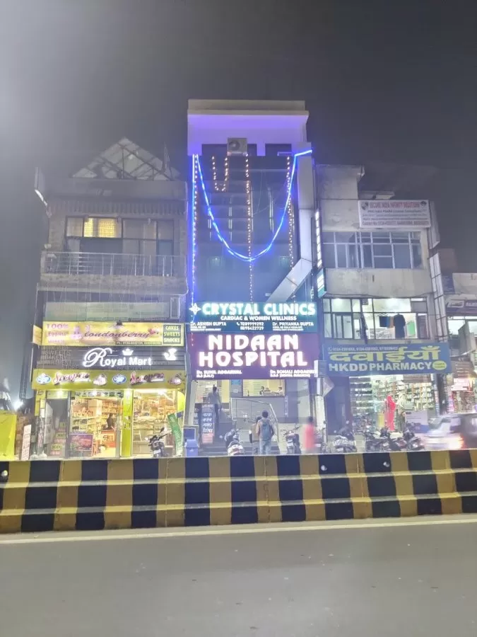 Dr Promil Aggarwal best dentist in Gurgaon - Photo 1