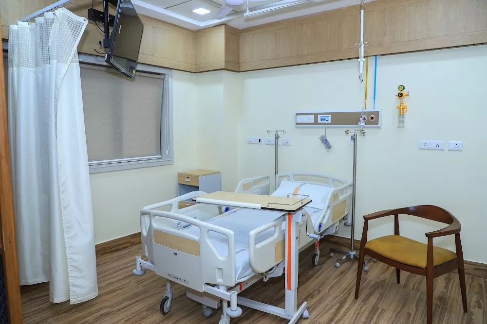 Dr Hiren Parikh - Best Pulmonologist in Vadodara - Aadicura Superspeciality Hospital (Previously at Baroda Chest Hospital) - Photo 5
