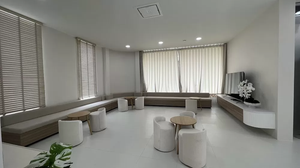 ดีดีเอส เดนทัล คลินิก DDS Dental Clinic - Photo 1