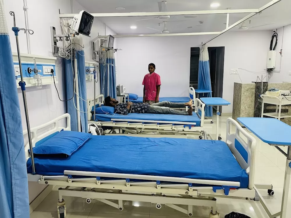 Metro City Hospital : Orthopedic, General Physician, Diabetes, Thyroid Doctor | Asthma, Allergy, Fever, Hypertension - Photo 3