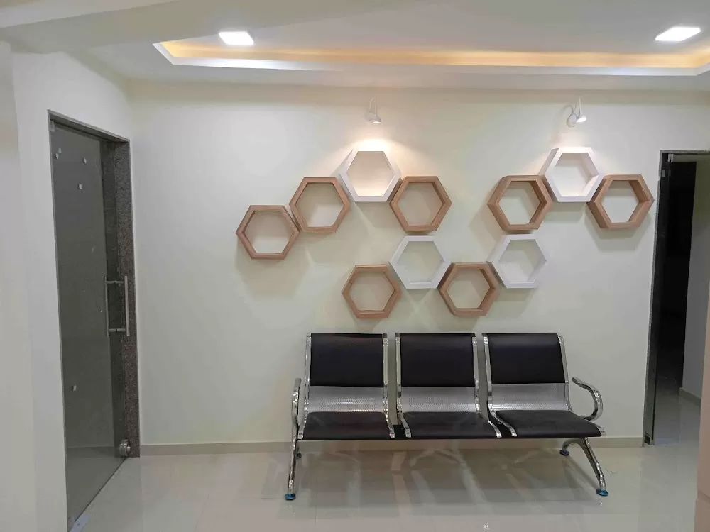 𝗗𝗜𝗩𝗬𝗔𝗠 𝗘𝗬𝗘 𝗛𝗢𝗦𝗣𝗜𝗧𝗔𝗟 BEST CASHLESS CATARACT LASIK EYE SPECIALIST AHMEDABAD - Photo 5