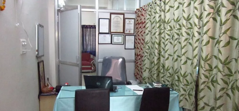 Bhopal Ayurvedic Center By Dr M P Patel IMS BHU (Piles Fistula Fissure Pilonidal Sinus Kshar Sutra Center) - Photo 2