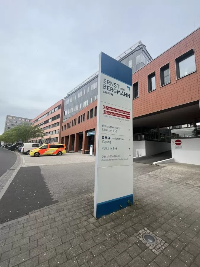 Ernst von Bergmann Hospital - Photo 5