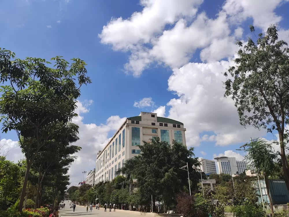 Vydehi Hospital - Photo 4