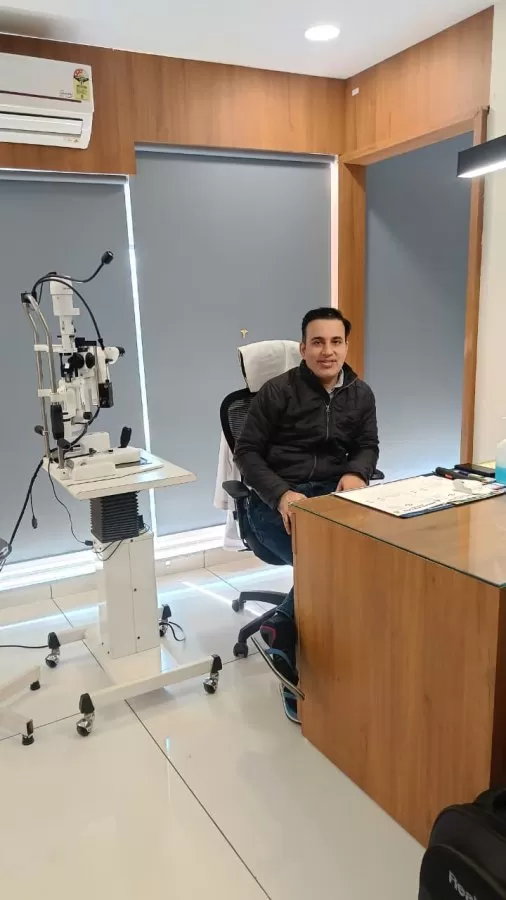 Drishti Eye Care - Best Eye Clinic in Bhopal | Cataract | Glaucoma | Lasik | Retina | Eye Doctor | Surgeon | Bhopal - Photo 4