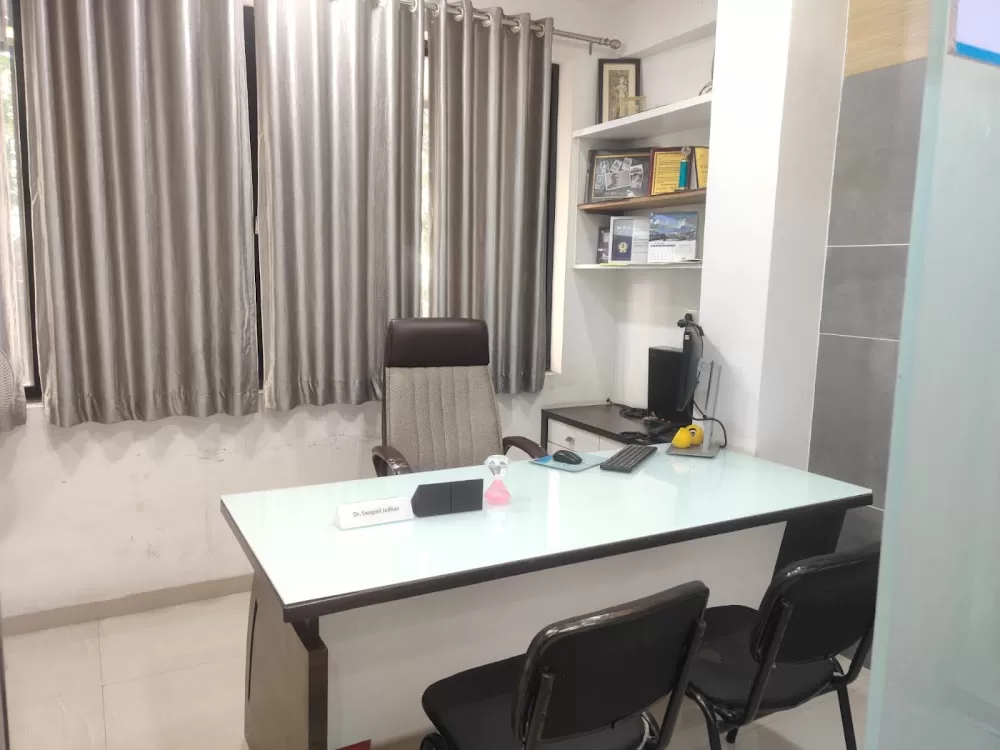 Dr Swapnil Jadhav - Best Nephrologist in Nashik | Best Kidney Specialist in Nashik | Kidney Stone Doctor in Nashik - Photo 1