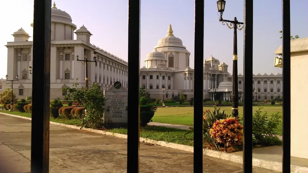 Sri Sathya Sai Institute of Higher Medical Sciences - Photo 2