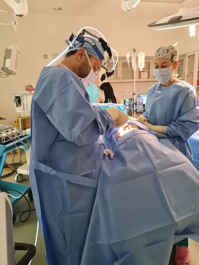 Dr . Aiham Alshawwa, - Photo 2