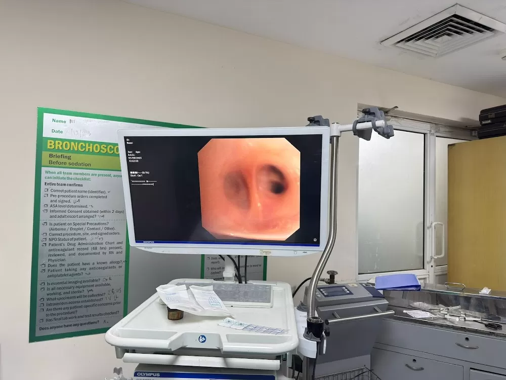 Dr Utkarsh Gupta- Allergy, Asthma, Chest & Lung Specialist - Photo 4