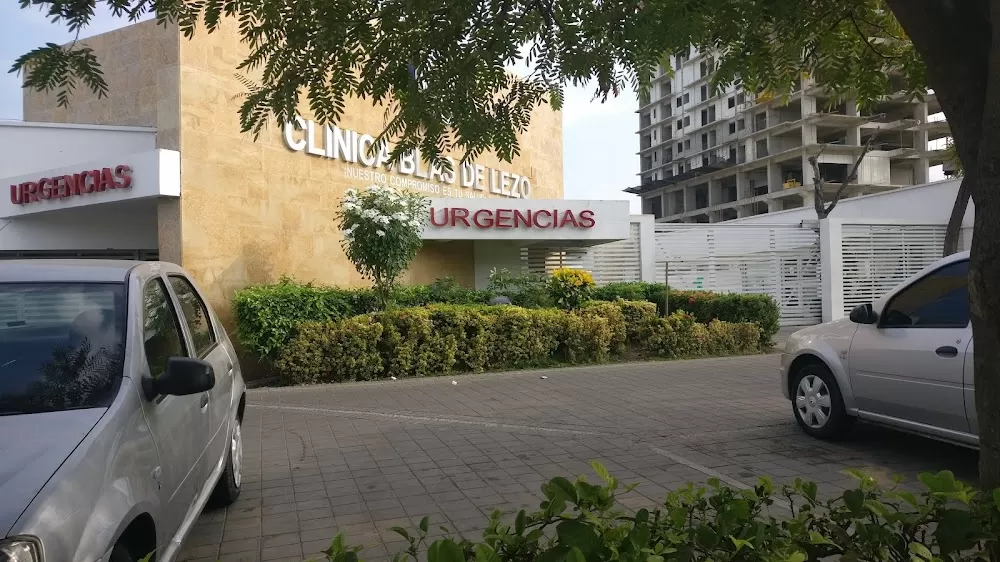 Urgencias clinica blas de lezo - Photo 5