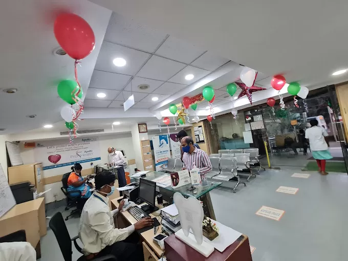 Dr. Praveen Rodrigues - Photo 8