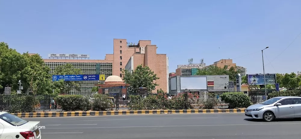 R.P. Eye Centre AIIMS / Eye Department - Photo 3