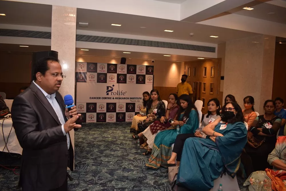 Dr. Sumit Shah - Breast, Oral, Colon Cancer Specialist in Pune | Prolife Cancer Centre - Photo 2