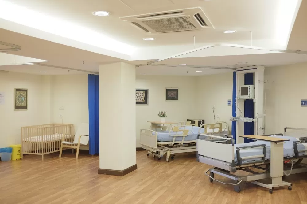 Global Doctors Hospital - Photo 3