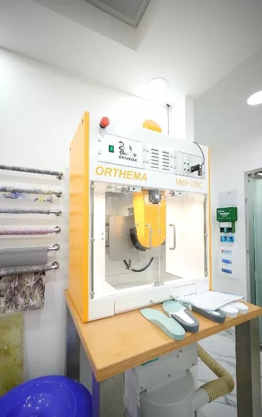 Emirates Podiatry Center ~مركز الإمارات لطب الأقدام - Photo 1