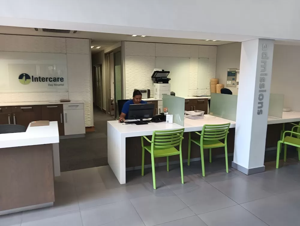 Intercare Century City - Photo 2