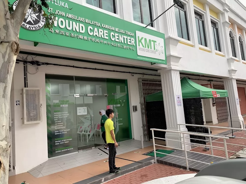 KMT WOUND CARE CENTER - Photo 6