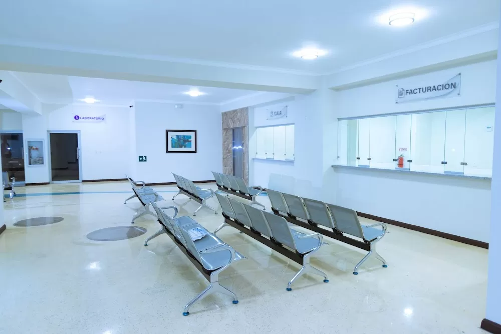 Centro Metropolitano de Especialidades Médicas - Photo 2