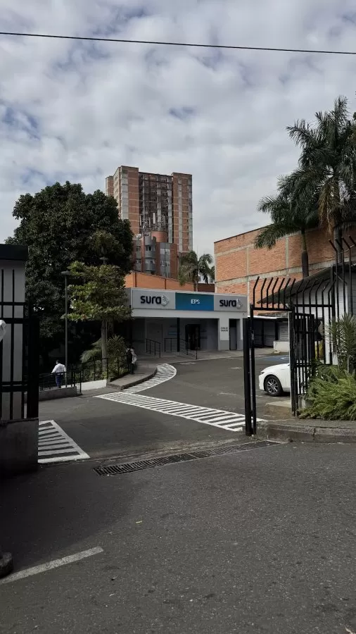 Urgent Care Center SURA Robledo - Photo 2
