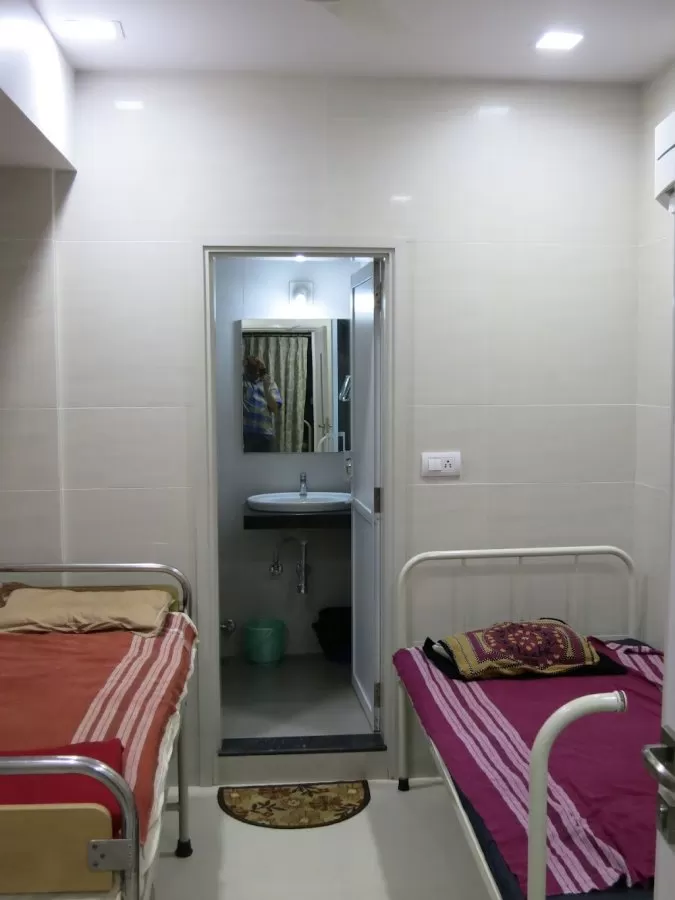 Madhuvan Maternity And Eye Hospital - Photo 4