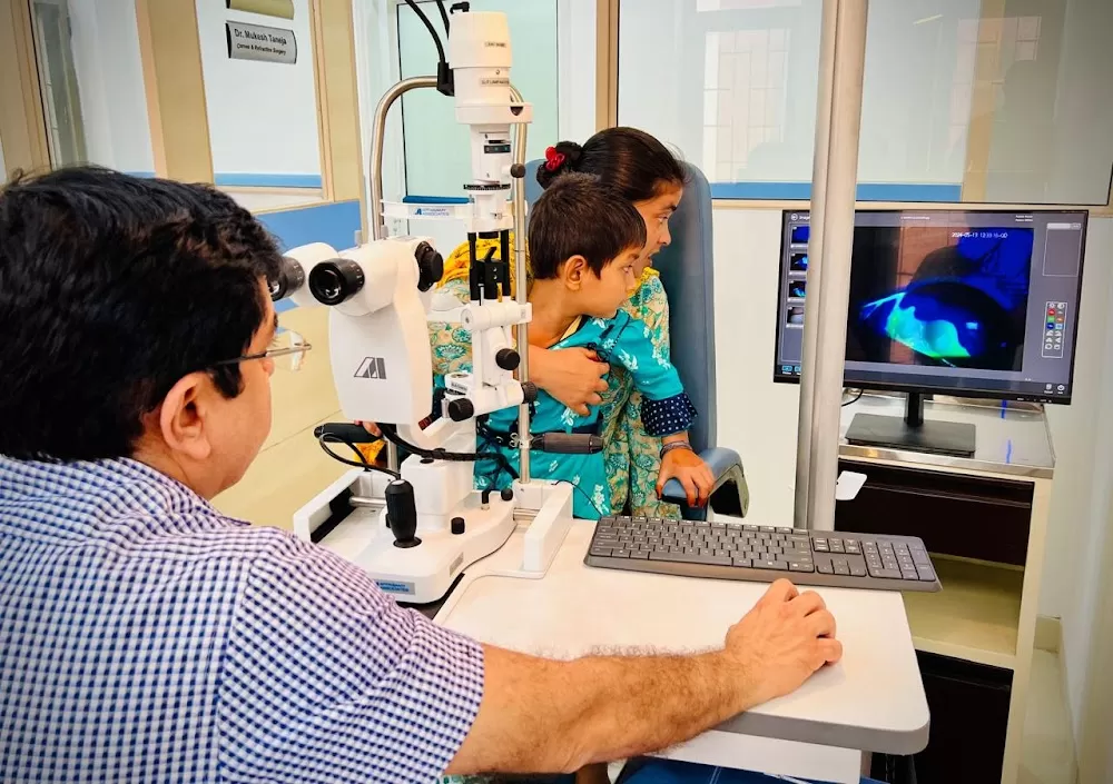 Indira Gandhi Eye Hospital: Best Eye hospital in Gurgaon, Lasik Surgery, Cataract Surgery - Photo 3