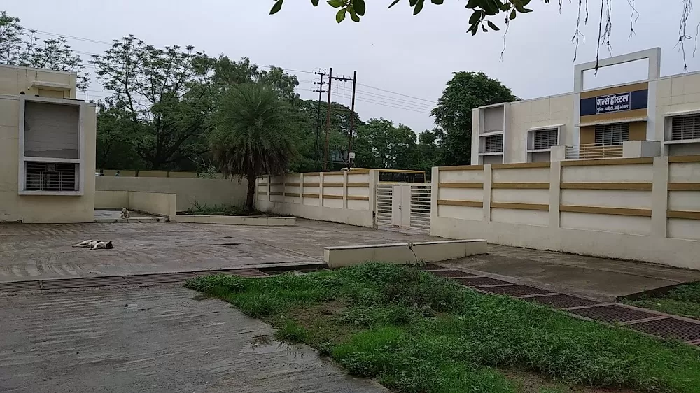 CGHS (Central Government Health Scheme) Dispensary - Photo 4