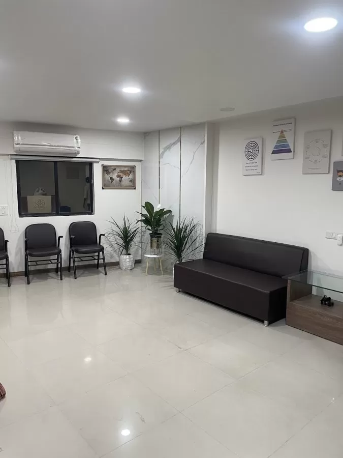 Dr. Yatri Patel, Best Psychiatrist in Ahmedabad, Gujarat - Photo 1