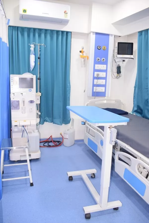 Zahra Mediplus Hospital (Emergency 24x7, ICU & Multi-Speciality) - Photo 1