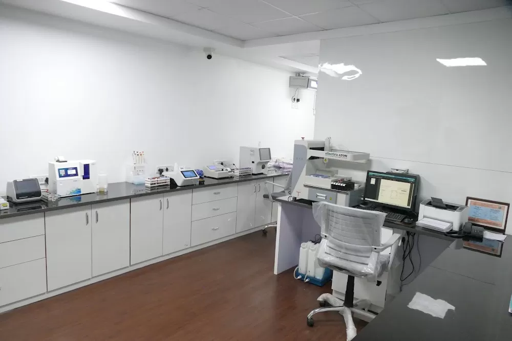 Center For Blood Disorders-Dr Girish Badarkhe - Best Hematologist, Blood Disorder Cancer specialist, blood cancer, in Nashik. - Photo 5
